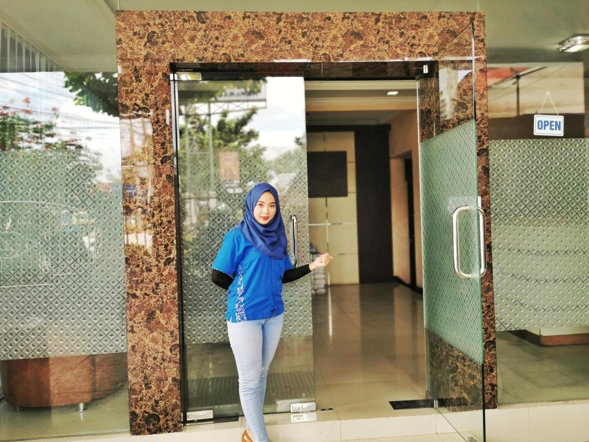 Oyo 822 Hotel Mukti Jaya Purwokerto Zewnętrze zdjęcie